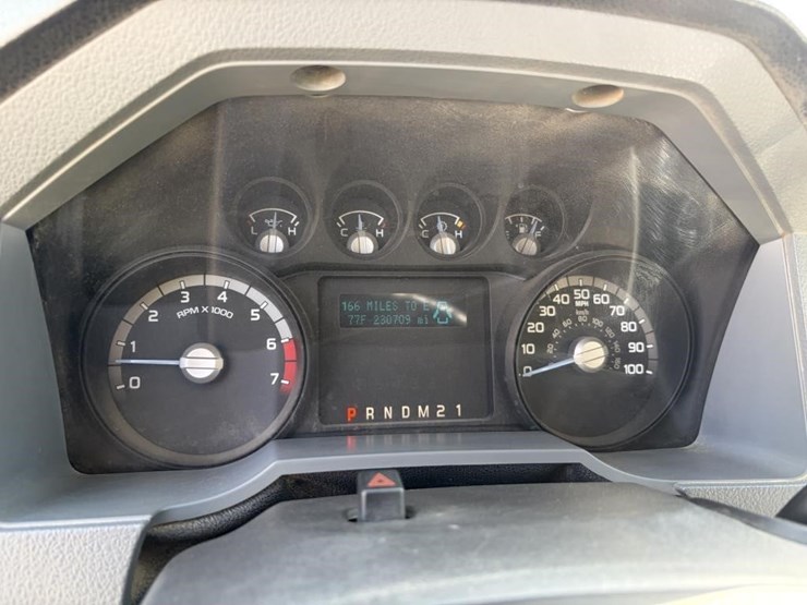 2011-ford-f350-image-19