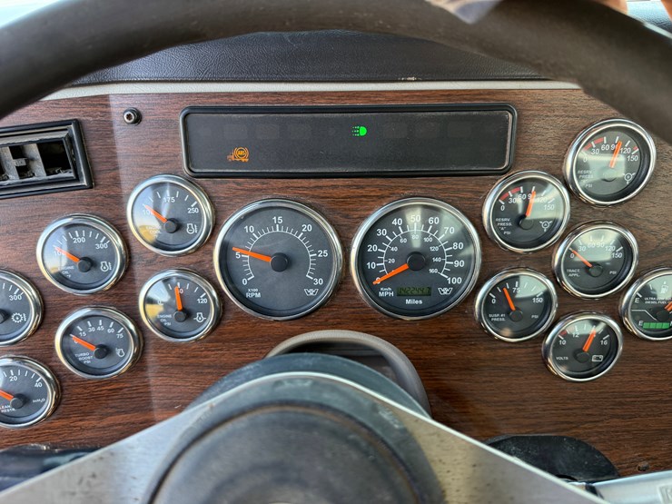 2015-western-star-4900-image-37