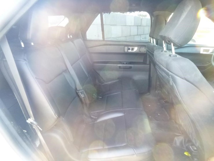 2020-ford-explorer-image-20