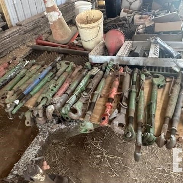 TRACTOR TOP LINKS & PARTS