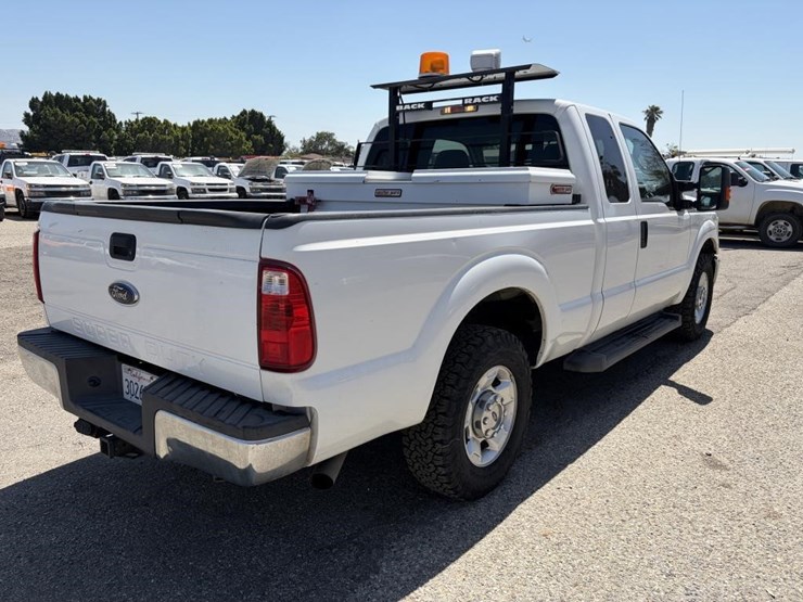 2011-ford-f250-image-3
