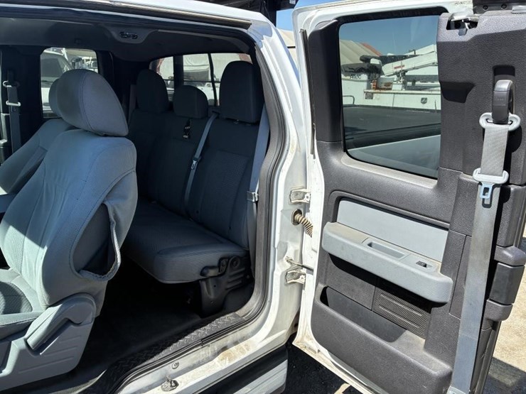 2011-ford-f150-image-13