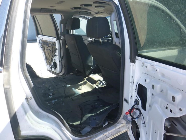 2019-chevrolet-tahoe-image-8