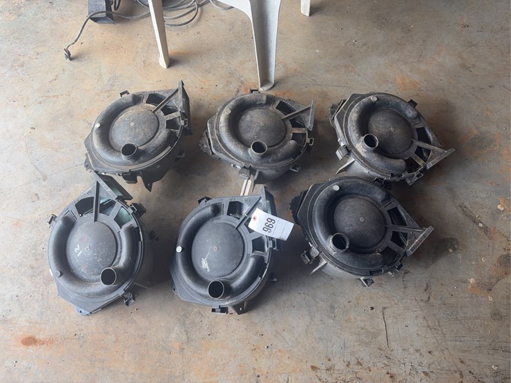seed-meters-for-case-planter-image-1