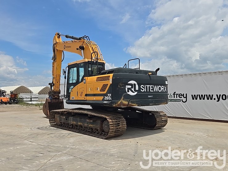 hyundai-hx260l-image-3