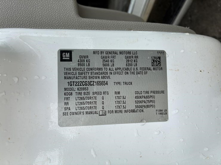 2012-gmc-sierra-2500-image-30