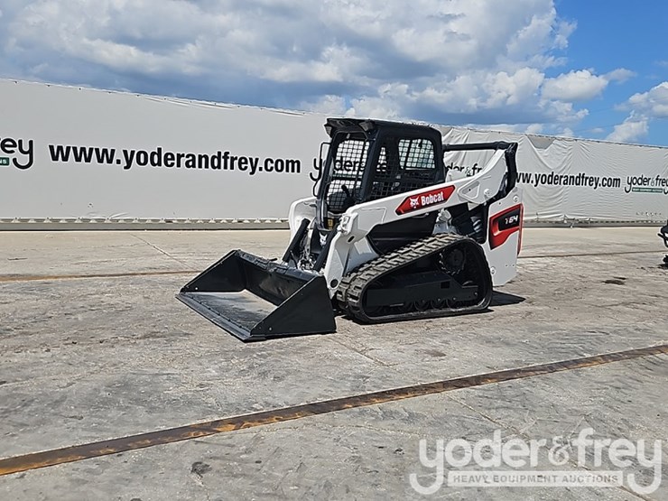 2021-bobcat-t64-image-2