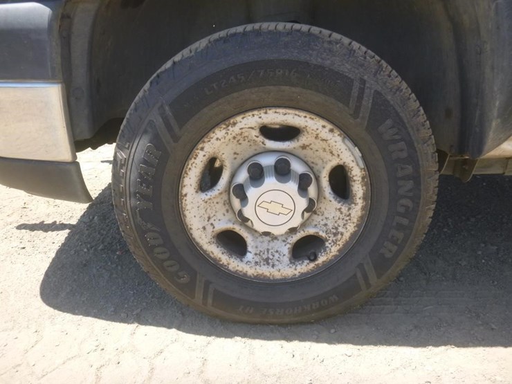 2007-chevrolet-2500-image-14