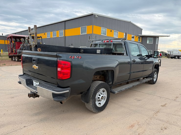2019-chevrolet-silverado-2500hd-image-6