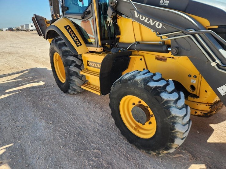 volvo-bl70b-image-26