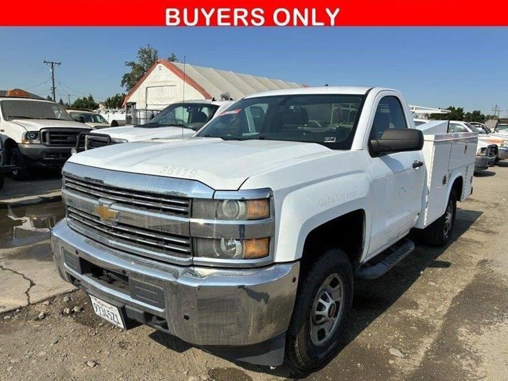 2015-chevrolet-2500-image-1