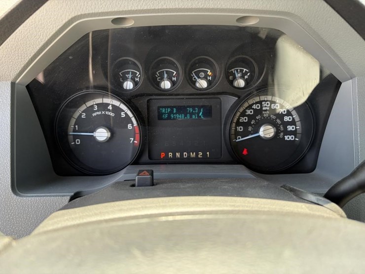 2011-ford-f250-image-17