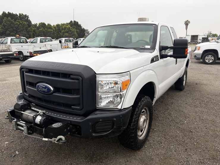 2013-ford-f250-sd-image-1