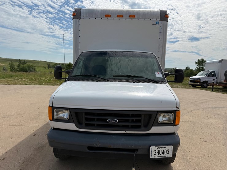 2003-ford-e350-sd-image-3