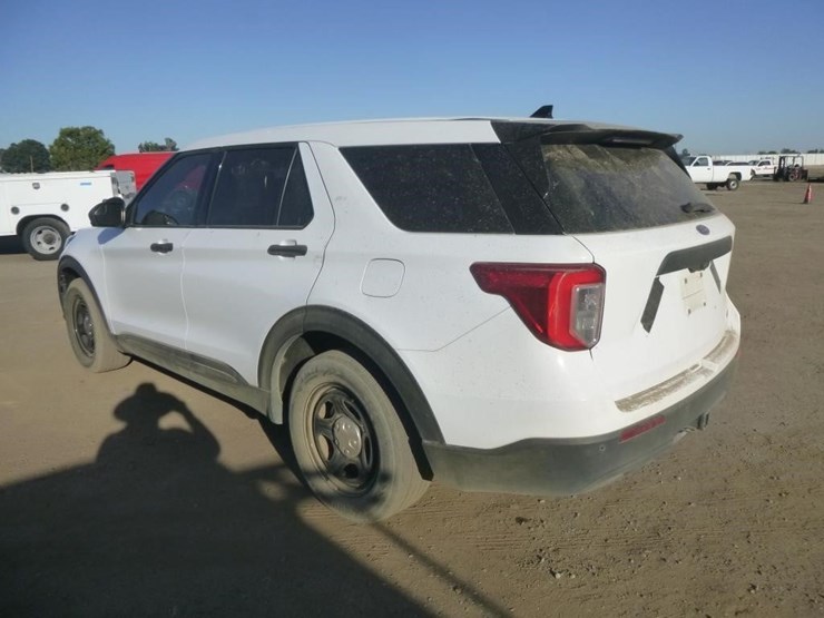 2020-ford-explorer-image-5
