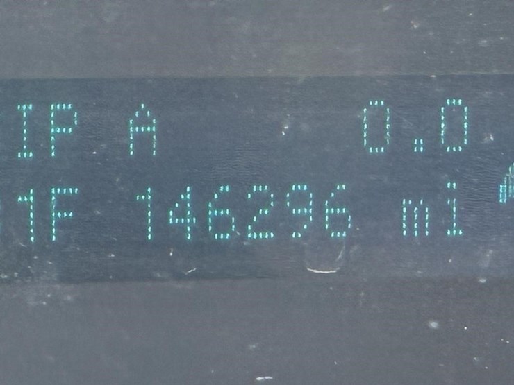 2011-ford-f250-xl-image-25