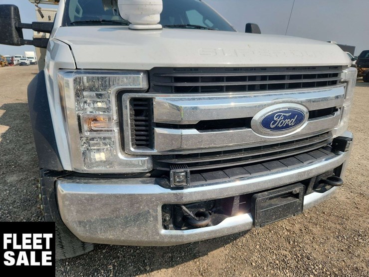 2019-ford-f550-image-47