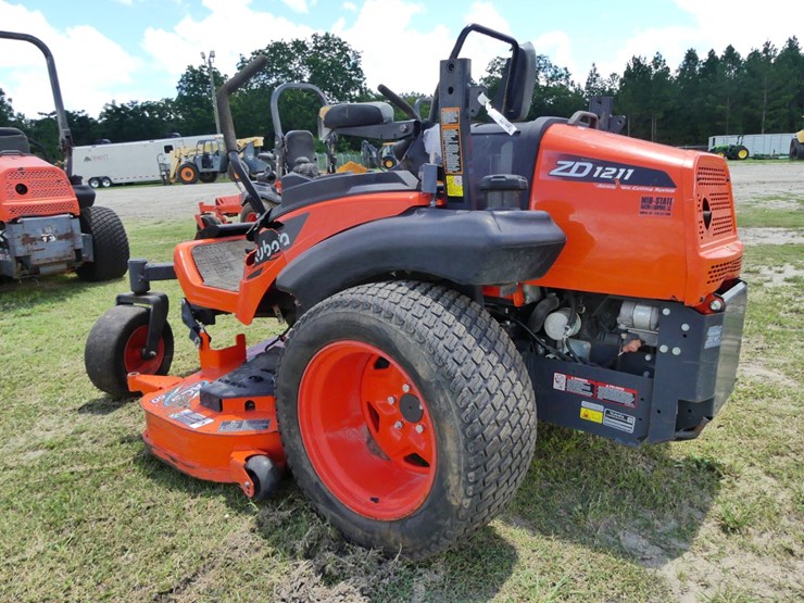 kubota-zd1211-image-4