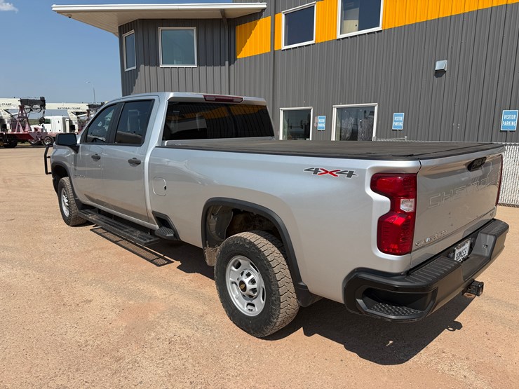 2021-chevrolet-silverado-2500hd-image-9