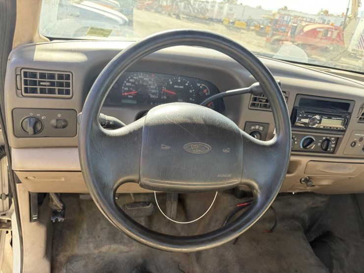 2002-ford-350-image-14