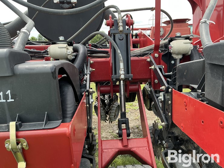 case-ih-1250-image-16