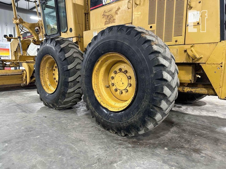 2001-caterpillar-140h-image-29