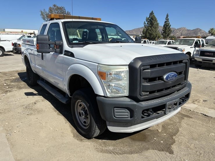 2011-ford-f250-image-2