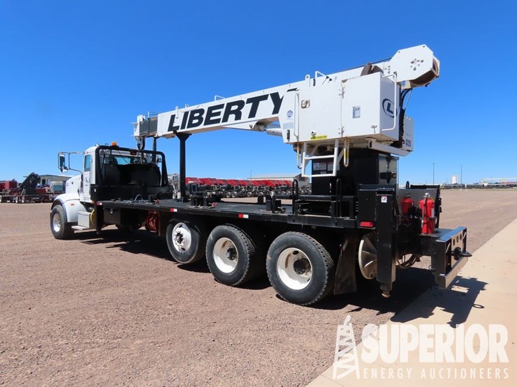 2015-peterbilt-367-image-4