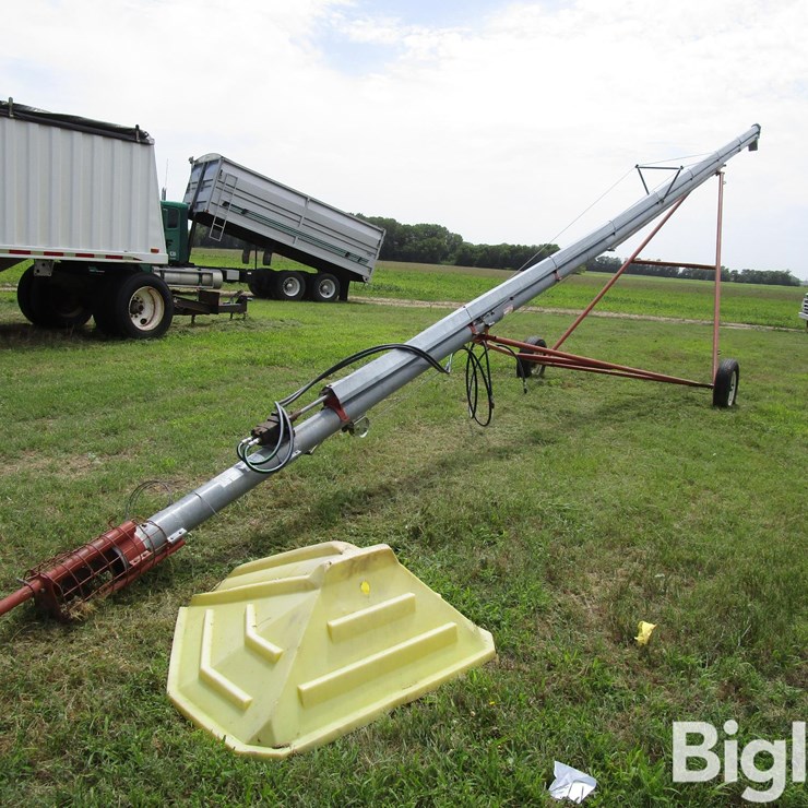 Hutchinson 6" X 45' Hydraulic Drive Auger