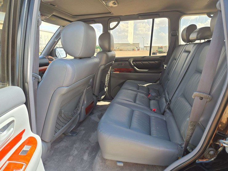 2000-toyota-landcruiser-image-10