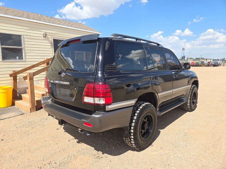 2000-toyota-landcruiser-image-3