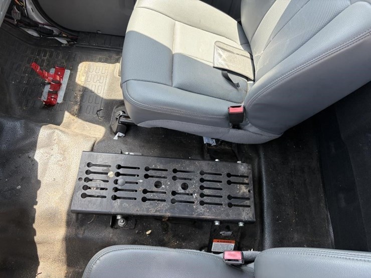 2015-ford-f250-image-15
