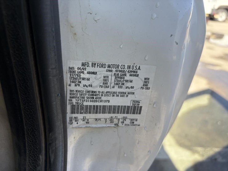 2002-ford-350-image-19
