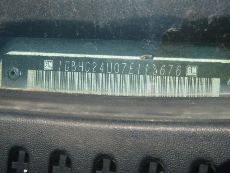 2007-chevrolet-2500-image-18