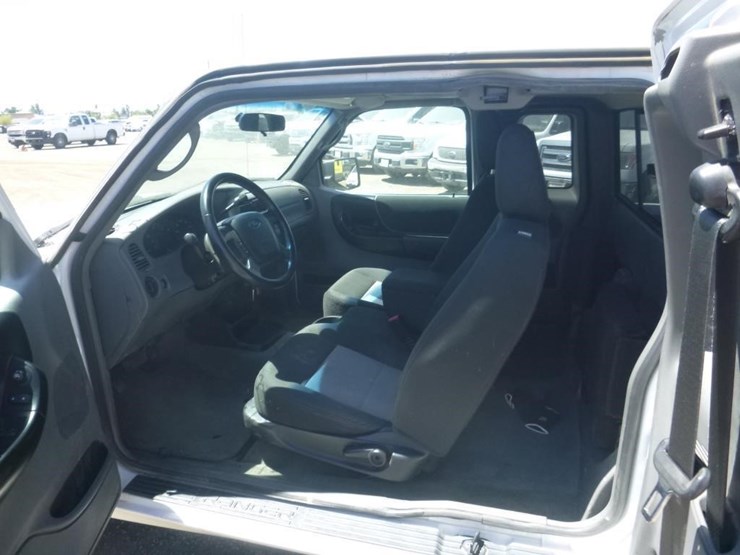 2011-ford-ranger-image-5