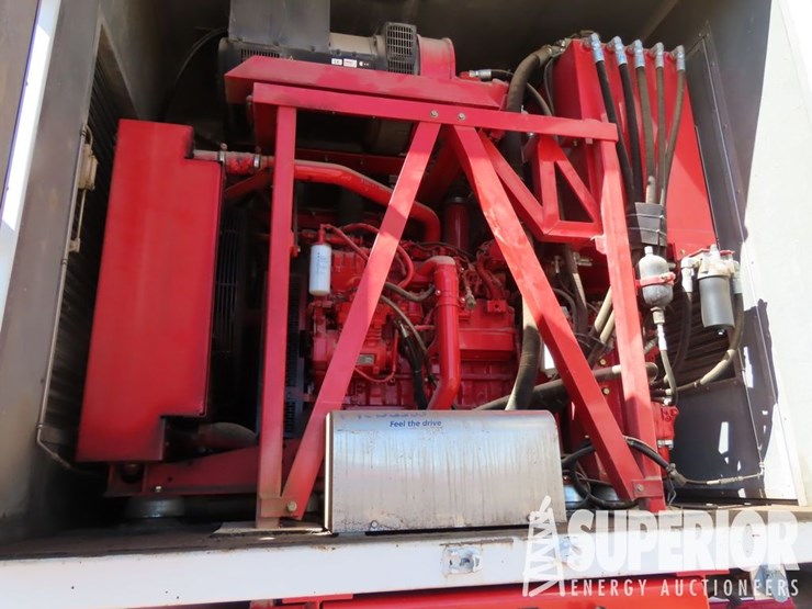 2012-caterpillar-c7-image-3