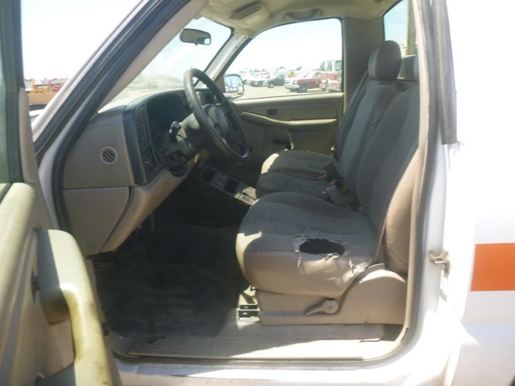 2007-chevrolet-2500-image-9