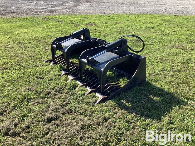 80"-skid-steer-grapple-bucket-image-2