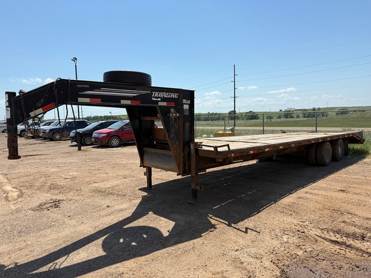 2008-trav-a-long-26’-+-5’-x-102”-dual-t/a-gooseneck-trailer-image-2