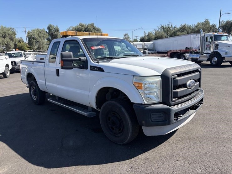 2011-ford-f250-image-2