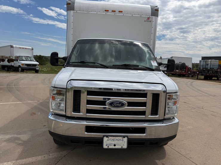 2018-ford-e450-sd-image-4