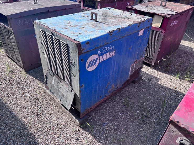 #39060-•-miller-welding-machine-|-for-parts/repairs-image-4