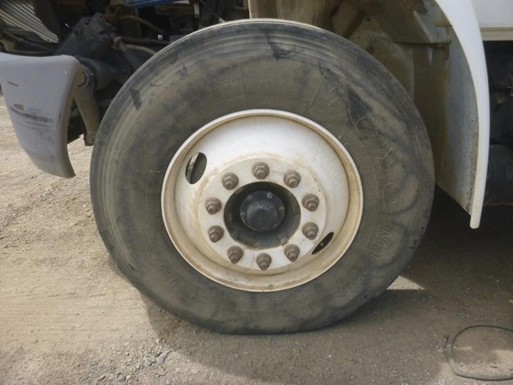 2013-international-durastar-4300-image-23