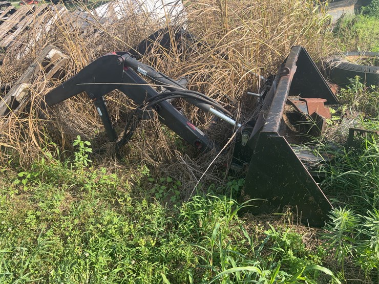 loader-with-bucket-to-fit-new-holland-tn-image-1