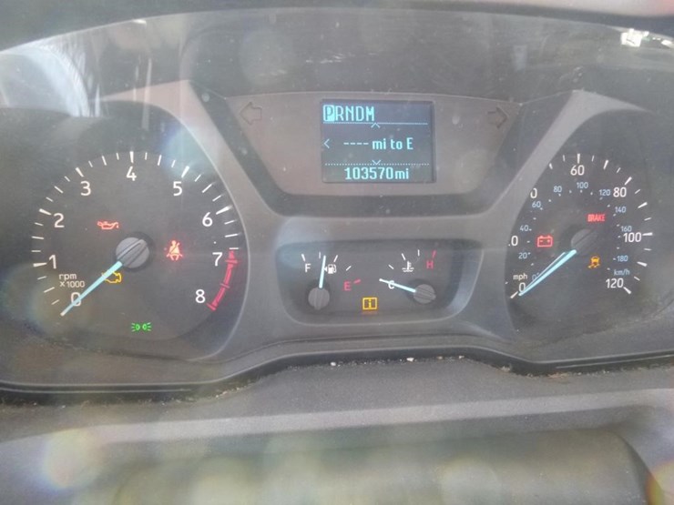2019-ford-transit-image-17