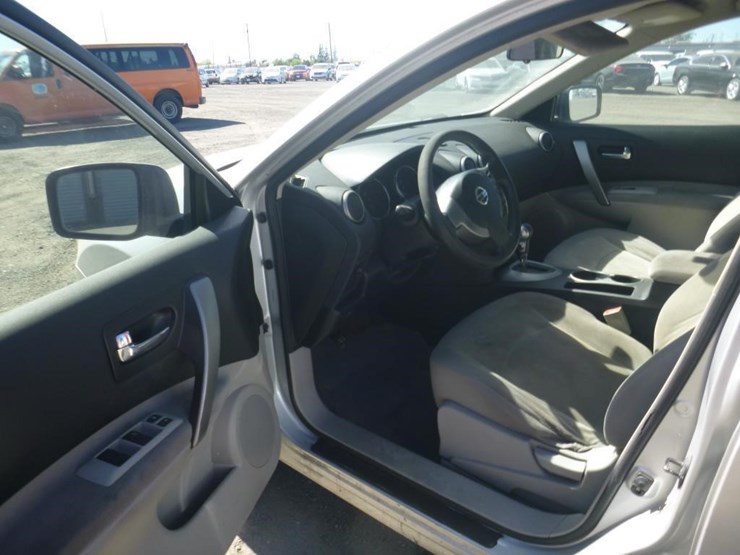 2009-nissan-rogue-image-5