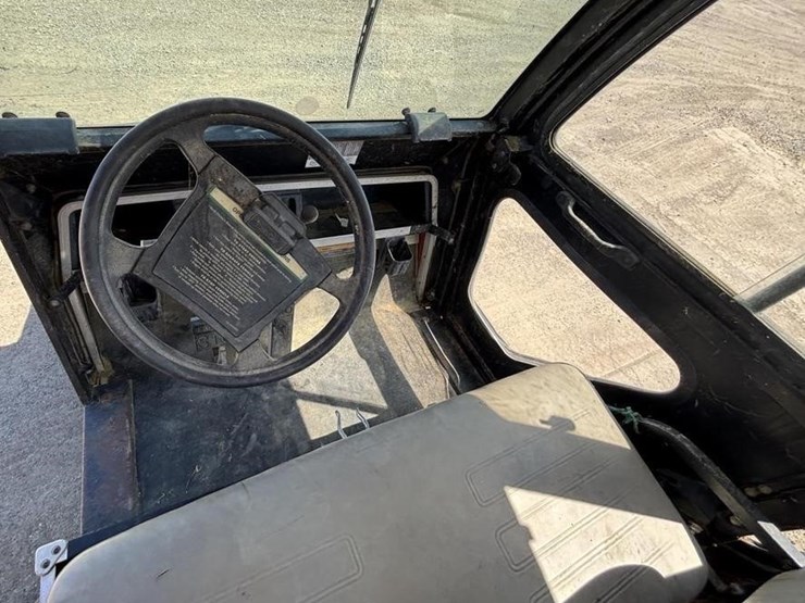 club-car-utility-truck-image-11