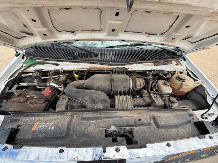 2018-ford-cargo-image-17