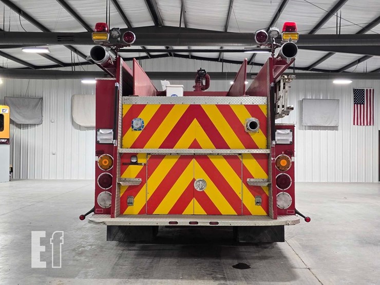 1991-seagrave-pumper-image-8