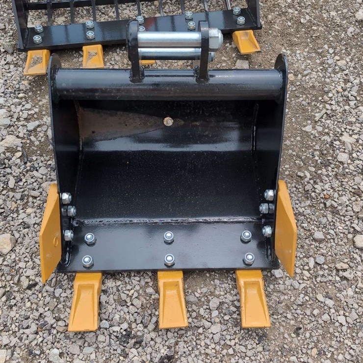 I Ranch Mini Excavator 40CM tooth Bucket